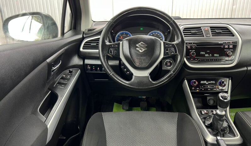 
								SUZUKI SX 4, 2015,EURO 5 full									