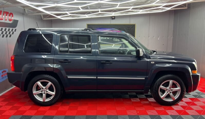 
								JEEP PATRIOT full									