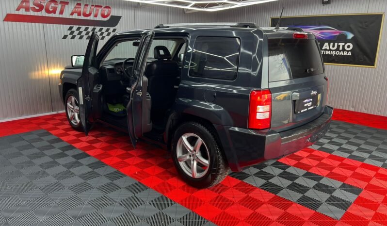 
								JEEP PATRIOT full									