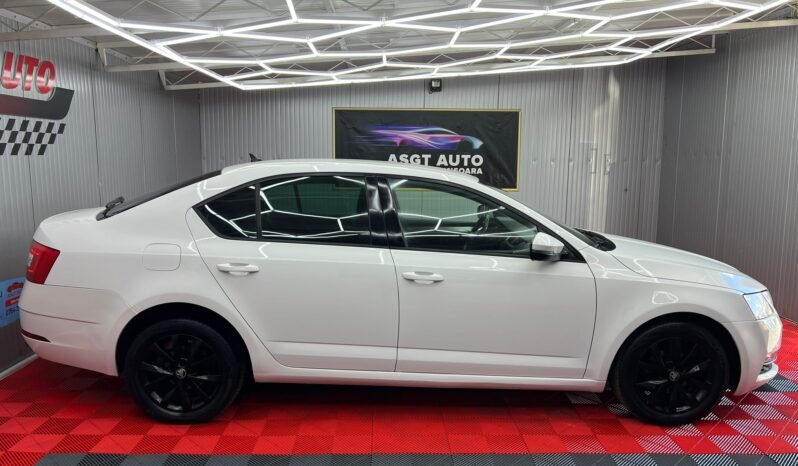 
								SKODA OCTAVIA, 2019, EURO 6, AUTOMATA full									