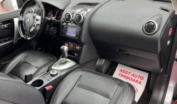 
										NISSAN QASHQAI + 2 full									