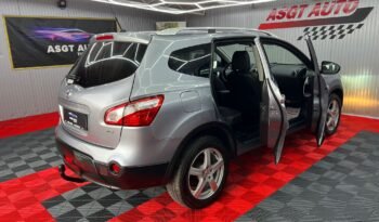 
										NISSAN QASHQAI + 2 full									