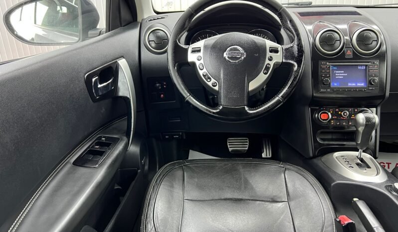 
								NISSAN QASHQAI + 2 full									