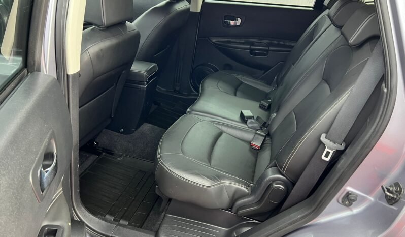 
								NISSAN QASHQAI + 2 full									