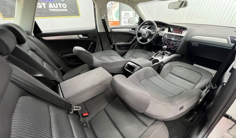 
								AUDI A 4, BENZINA full									