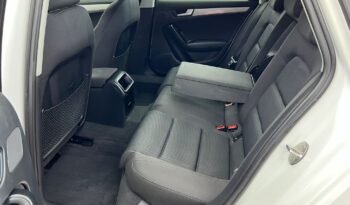 
										AUDI A 4, BENZINA full									