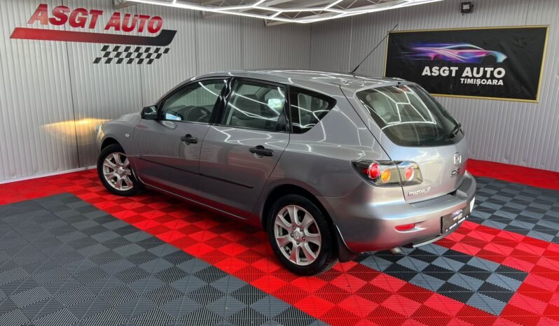 
								MAZDA 3 full									