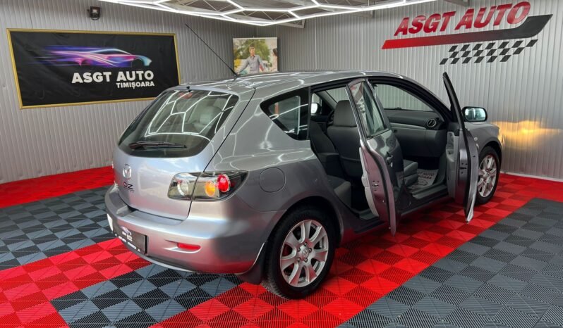 
								MAZDA 3 full									