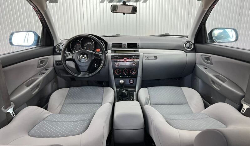 
								MAZDA 3 full									
