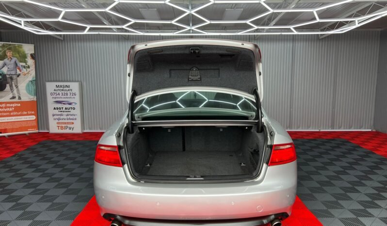 
								AUDI A 5 S-LINE, full									