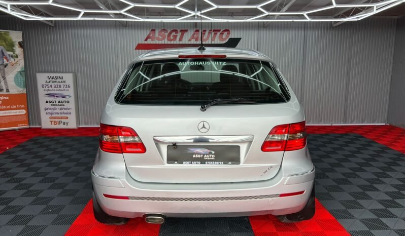 
								MERCEDES B180, AUTOMAT full									