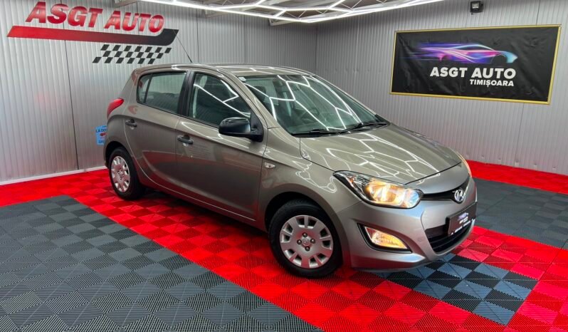 
								HYUNDAI I 20, AN 2014, EURO 5 full									