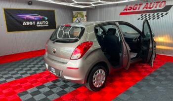 
										HYUNDAI I 20, AN 2014, EURO 5 full									