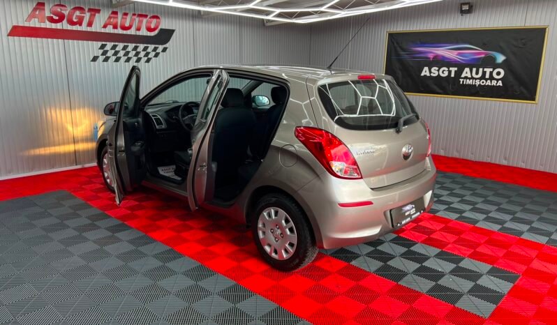 
								HYUNDAI I 20, AN 2014, EURO 5 full									