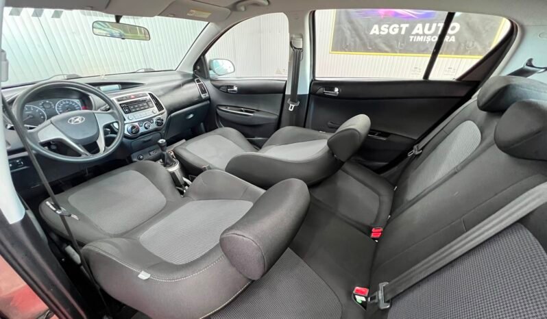 
								HYUNDAI I 20, AN 2014, EURO 5 full									