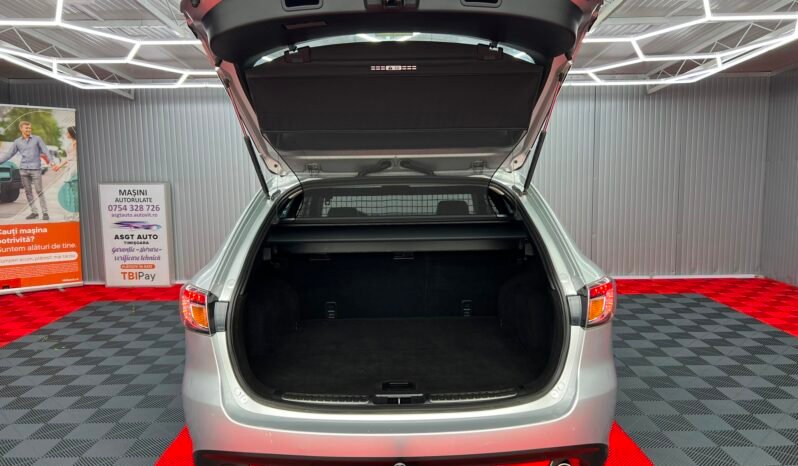 
								MAZDA 6 full									