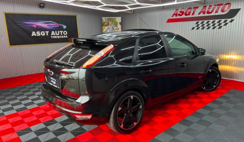
								FORD FOCUS full									