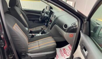 
										FORD FOCUS full									