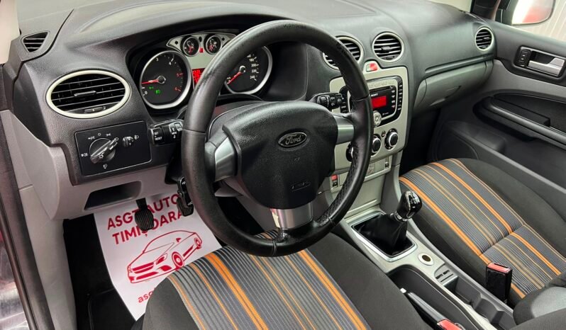 
								FORD FOCUS full									