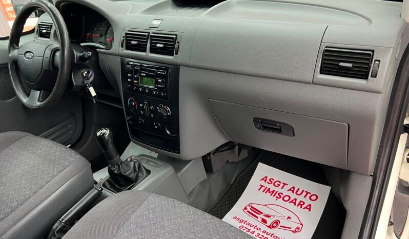 
								FORD CONNECT full									