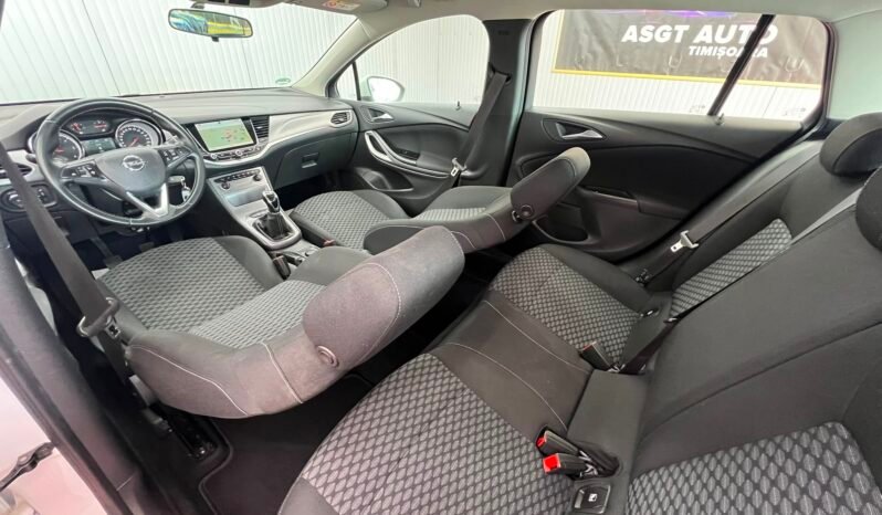 
								OPEL ASTRA K, AN 2018, EURO 6, INMATRICULATA RECENT,LIVRARE GRATUITA, GARANTIE full									