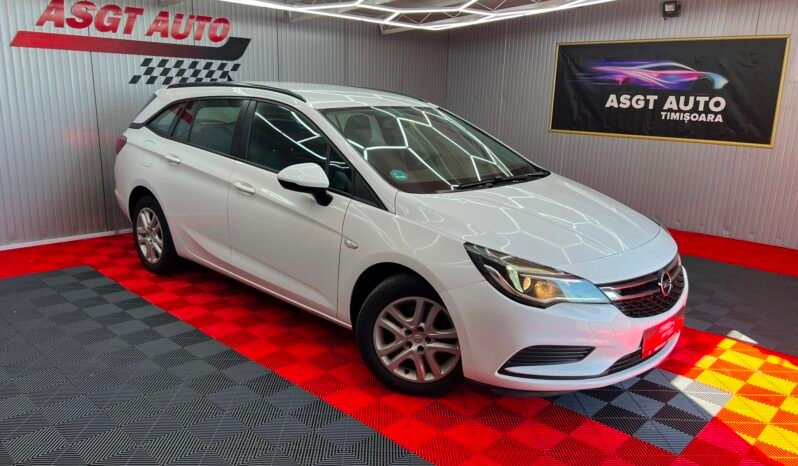 
								OPEL ASTRA K, AN 2018, EURO 6, INMATRICULATA RECENT,LIVRARE GRATUITA, GARANTIE full									