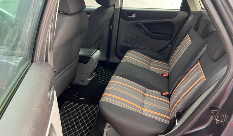 FORD FOCUS full
